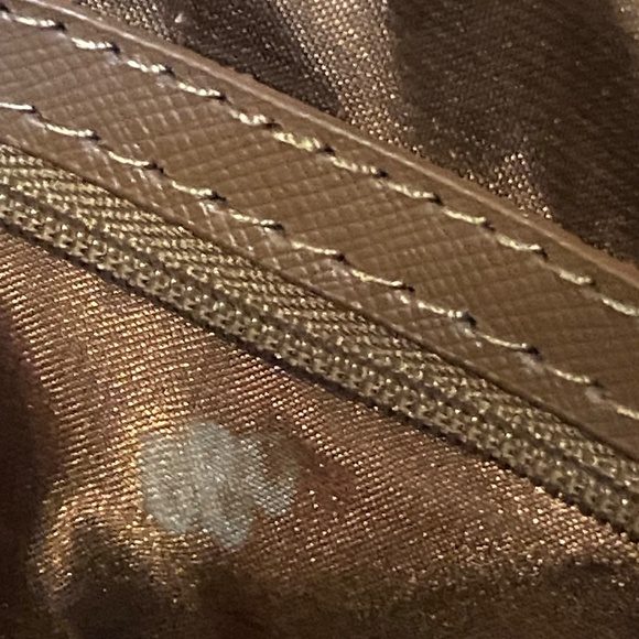 DKNY quilted leather small crossbody - Picture 13 of 16